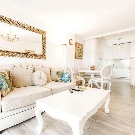 Playa San Juan Apartment 公寓 圣胡安海滩